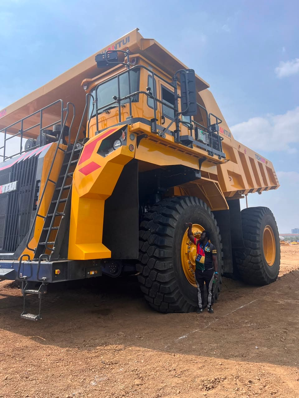 SHANTUI SD60-C5 AI Intelligent Heavy Mining Crawler Bulldozer