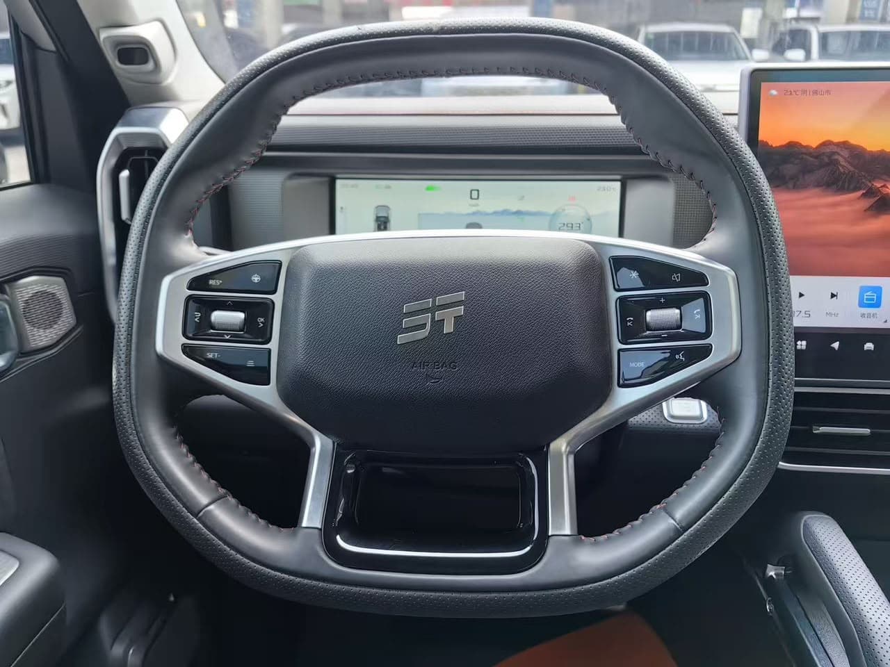 Jetour Shanhai T2 (Traveller) AWD Hybrid Off-Road SUV (Black Sport Edition)