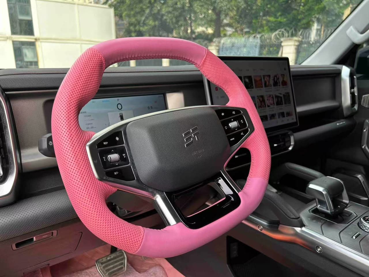 Jetour Shanhai T2 (Traveller) AWD Hybrid Off-Road SUV (Black Sport Edition)