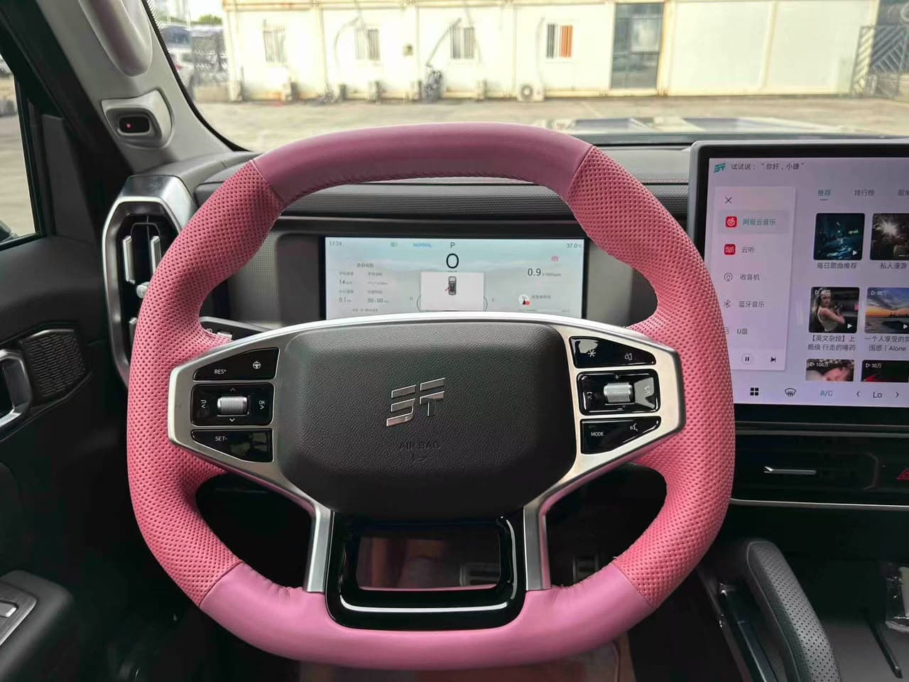 Jetour Shanhai T2 (Traveller) AWD Hybrid Off-Road SUV (Black Sport Edition)