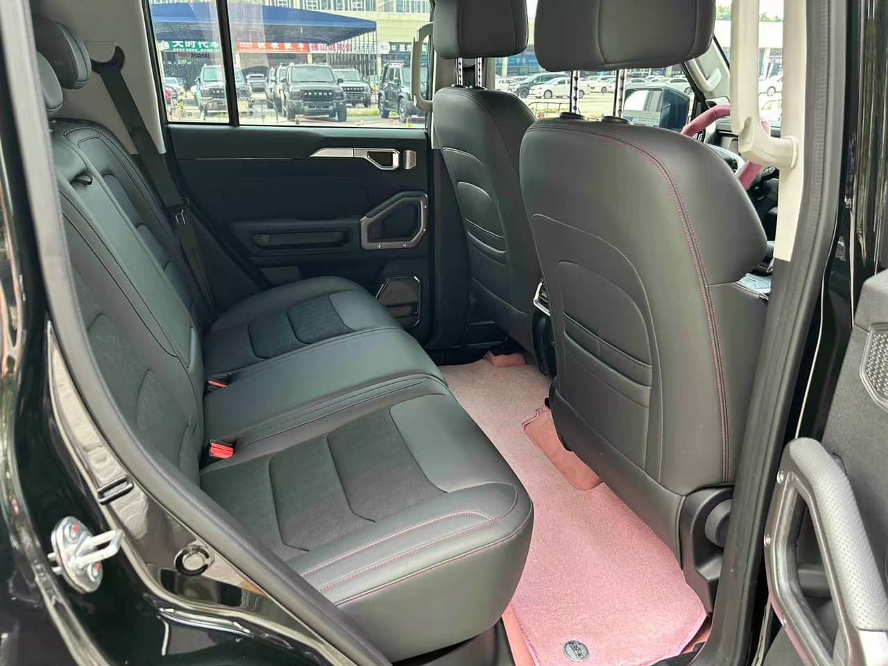 Jetour Shanhai T2 (Traveller) AWD Hybrid Off-Road SUV (Black Sport Edition)